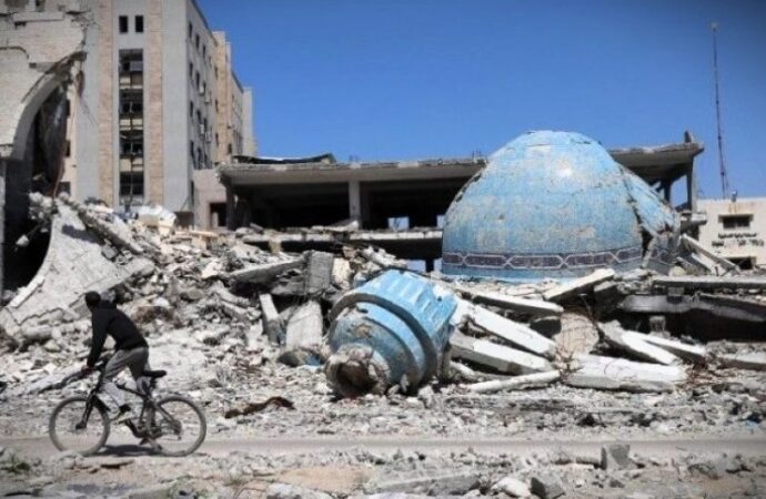 Fermate il soldato Trump, in Iran “vogliono sentire le bombe, perché vogliono essere liberi”