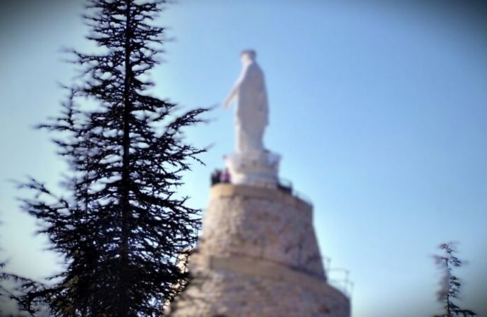 Medio Oriente: Pasqua sotto le bombe, i cristiani tra guerra, esodo e paura