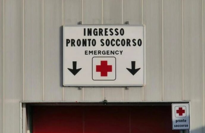 Pescara: Due casi di meningite, morta una donna grave un 15enne di Chieti