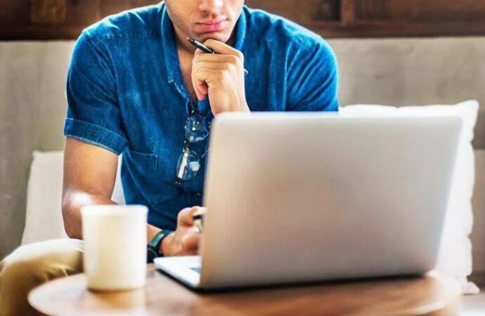 Smart working, da oggi nuove regole per piccole e medie imprese: le novità