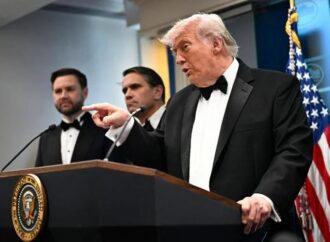 Washington Hilton, spari alla cena con i giornalisti. Trump portato al sicuro