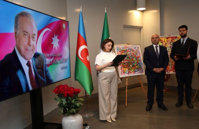 “I colori del tempo: lo sguardo degli artisti Azerbaigiani” in mostra a Roma fino al 17 maggio