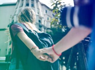Malattie sessuali, allarme del Centro europeo per la prevenzione: “Boom di sifilide e gonorrea”