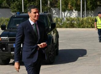 Guasto su aereo Sanchez, premier spagnolo atterra in Turchia