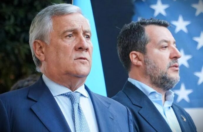 Ucraina nell’Ue, no della Lega. Tajani: “Favorevole ma priorità a Balcani”