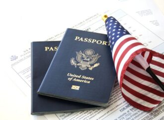 Mosca, gli Usa impongono a forza la cittadinanza ai figli dei diplomatici russi