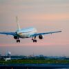 Trasporto aereo, compagnie meno 2 milioni di posti a maggio per crisi carburante