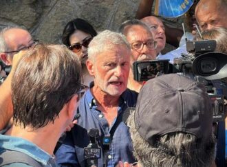 Alemanno esce da Rebibbia: “Parlerò con Nordio, su sovraffollamento governo non ha fatto nulla”