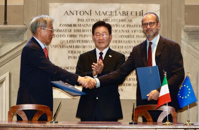 Italia e repubblica di Corea insieme per la cultura, firmata intesa agli uffizi di Firenze
