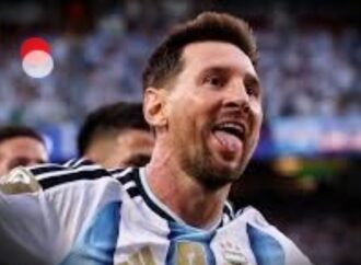 Mondiali, Messi da record: tripletta all’Algeria all’esordio dell’Argentina