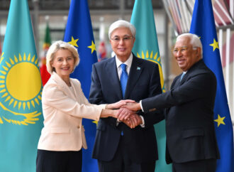 Tokayev a Bruxelles, dichiarazione congiunta per rafforzare il partenariato strategico Kazakhstan-Ue