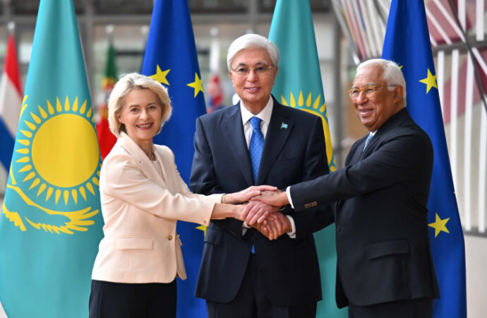 Tokayev a Bruxelles, dichiarazione congiunta per rafforzare il partenariato strategico Kazakhstan-Ue