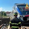 Treno regionale esce dai binari nel Fiorentino, evacuati i passeggeri