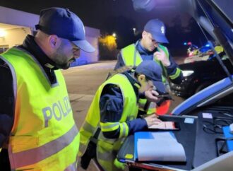 Incidenti, l’appello della Polstrada ai giovani: “Strada non è videogame, non bevete e andate piano”