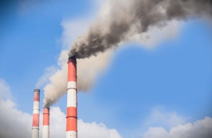 Cos’è il CBAM, il dazio europeo sul carbonio che sta facendo discutere mezzo mondo
