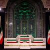 Iran, la bara di Khamenei esposta nella Grande Moschea di Khomeini