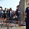 Migliaia di persone dal Marocco hanno attraversato il confine spagnolo a Ceuta