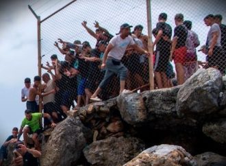 Spagna, Emergenza migranti a Ceuta, almeno 18 morti