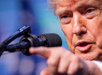 Trump: “Israele via da Gaza una volta disarmato Hamas, accordo storico”