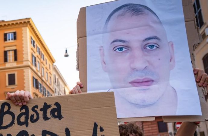 Fakir, autopsia sul corpo del 42enne morto durante l’intervento della polizia