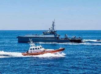 Brescia: operazione internazionale antidroga, sequestrato gommone con 2,6 tonnellate di cocaina
