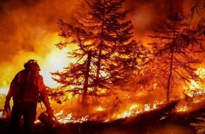 Usa: incendi devastano centinaia di abitazioni nello Stato di Washington