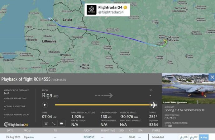 Russia, media: aereo militare Usa atterrato a Mosca, dal Cremlino nessuna informazione