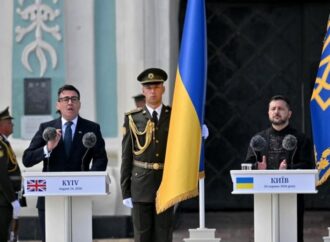 Ucraina, volenterosi oggi a Kiev. Burnham: “Determinati a dare l’aiuto militare che serve”
