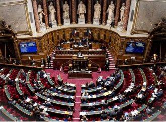 Francia, il Senato resta a destra ma cambia la geografia politica