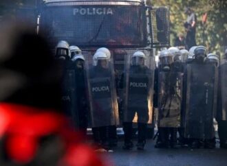 Albania, proteste al settimo giorno. Rama offre il dialogo, ma esclude le dimissioni
