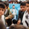 Houthi, missili contro l’Arabia Saudita: rivendicato attacco alla raffineria di Ras Tanura, danni a Riad