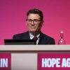 Brexit, Burnham apre al rientro nell’Ue. Macron: “Sareste i benvenuti”