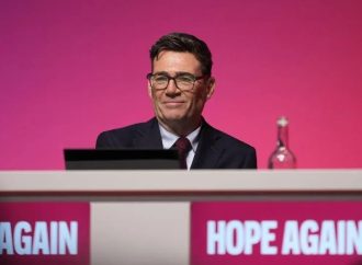 Brexit, Burnham apre al rientro nell’Ue. Macron: “Sareste i benvenuti”