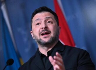 Zelensky avverte gli Usa: “Incontro tra Trump, Putin e Xi? Niente sull’Ucraina senza l’Ucraina”