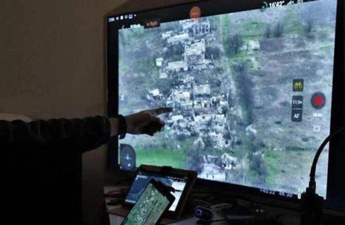Centinaia di droni ucraini su Mosca. Bulgaria: “Due navi colpite nel Mar Nero”